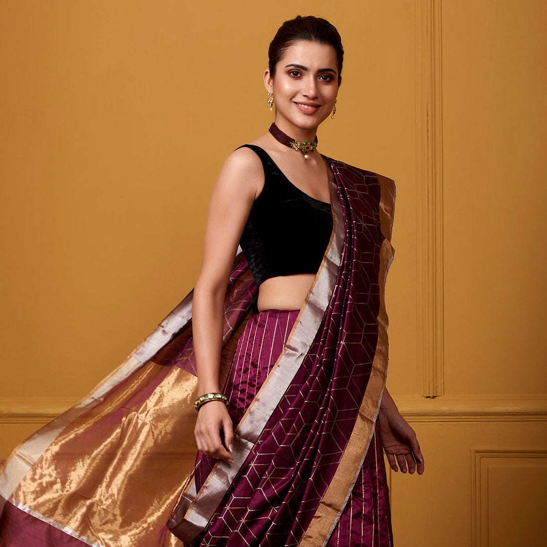 Handloom_Pure_Silk_Chanderi_Saree_with_a_gold_Zari_Geometric_Jaal_WeaverStory_01