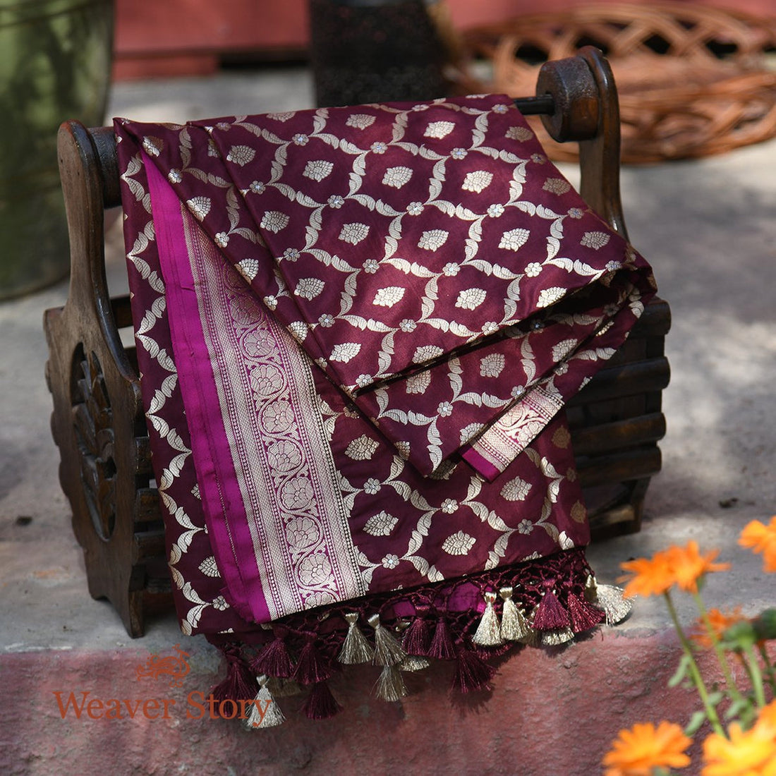 Handloom_Wine_Cutwork_Jaal_Dupatta_WeaverStory_01