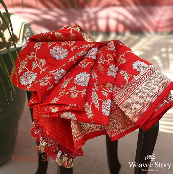 Handwoven_Red_Sona_Rupa_Kadhwa_Jangla_Dupatta_WeaverStory_01