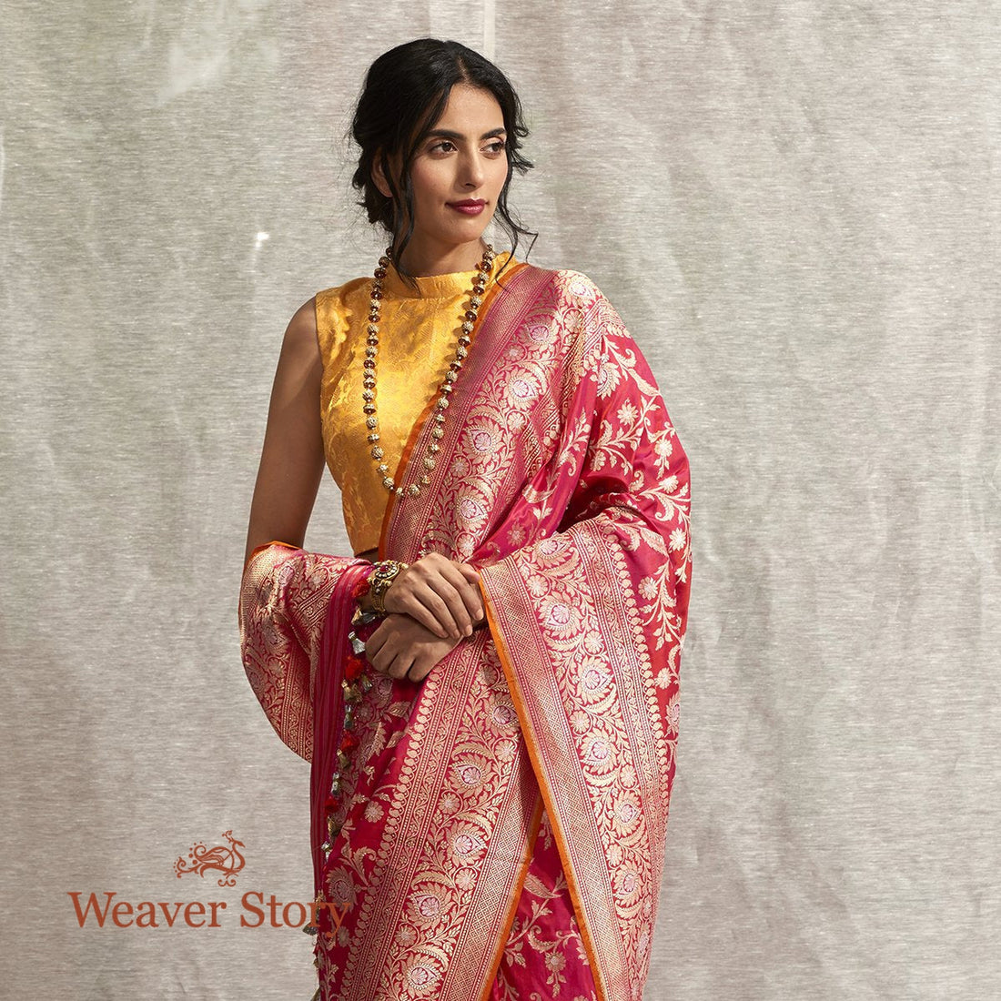 Handwoven_Strawberry_Pink_Kadhwa_Jangla_Saree_WeaverStory_01