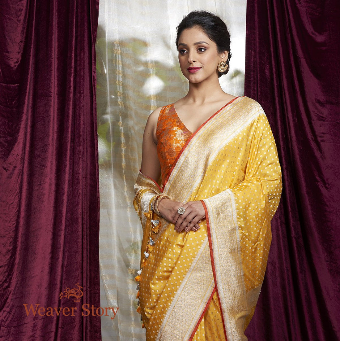Handwoven_Yellow_Silver_Zari_Booti_Saree_WeaverStory_01