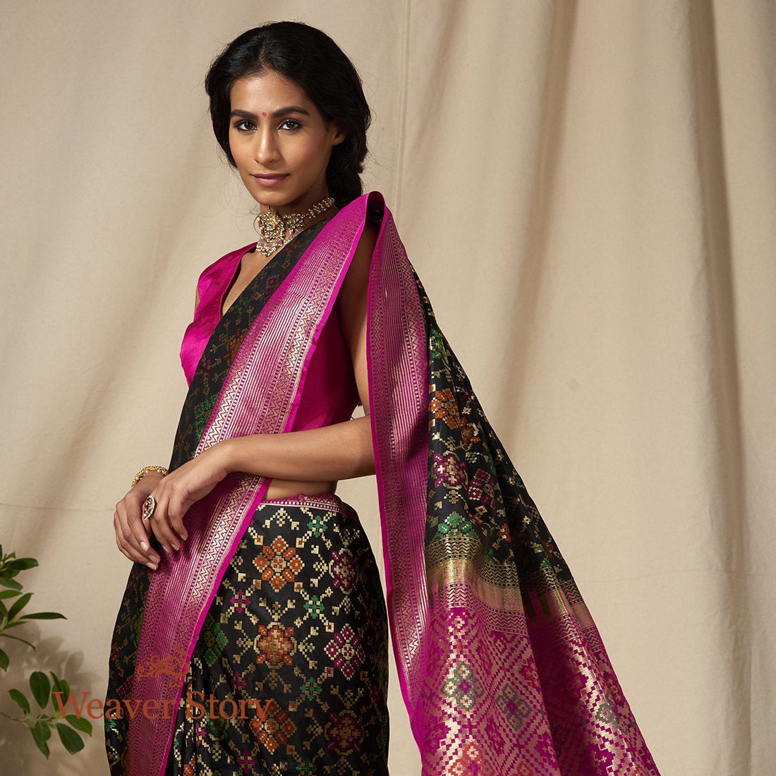 Handwoven_Black_Meenakari_Banarasi_Patola_Saree_with_Purple_Border_WeaverStory_01