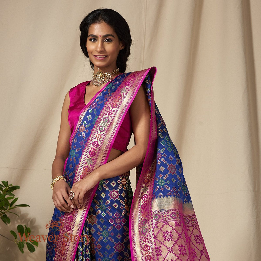 Handwoven_Katan_Cutwork_Banarasi_Patola_Saree_in_Royal_Blue_with_Purple_WeaverStory_01