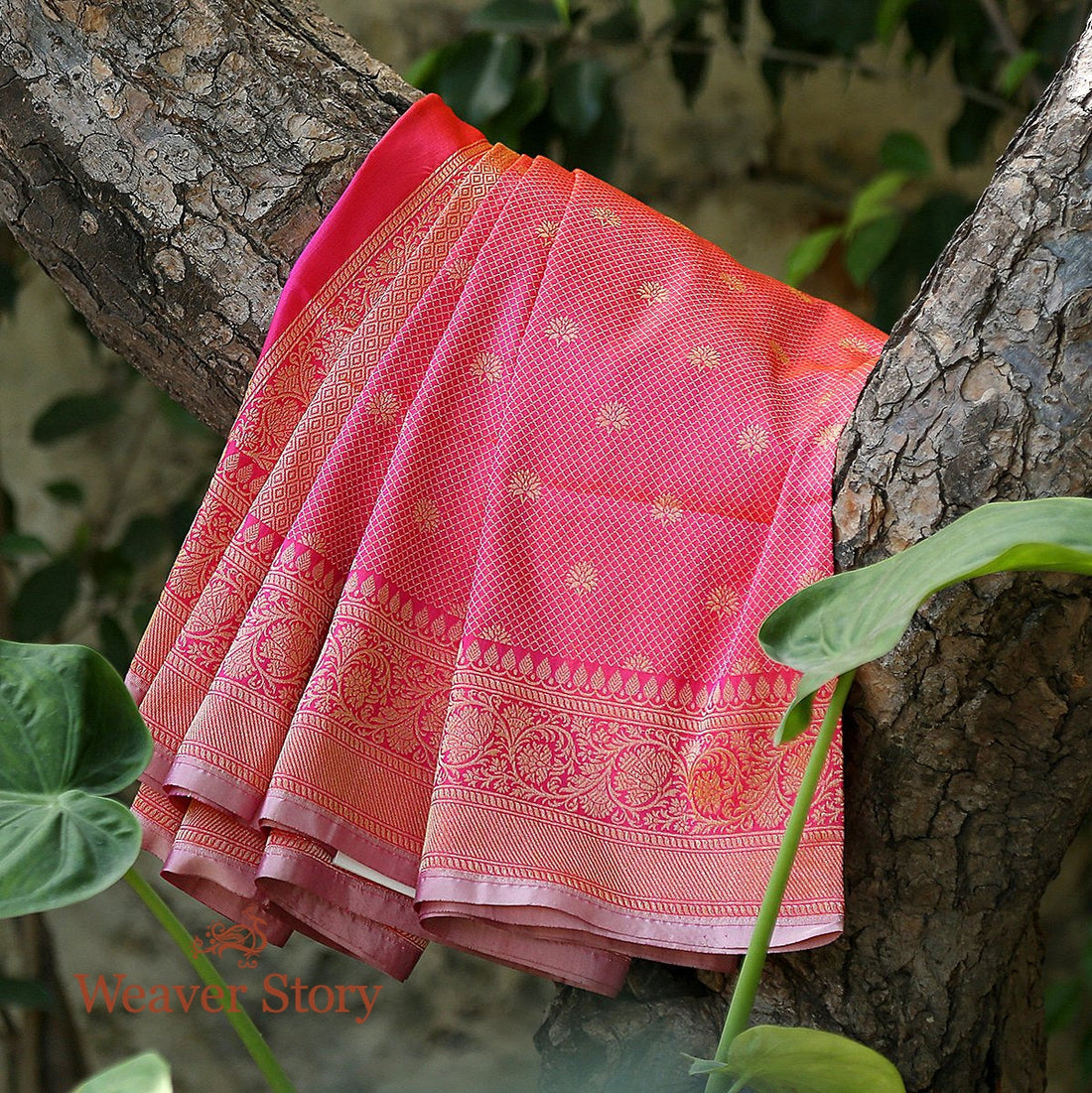 Handloom_Pink_Banarasi_Dupatta_with_Zari_Tanchoi_WeaverStory_01