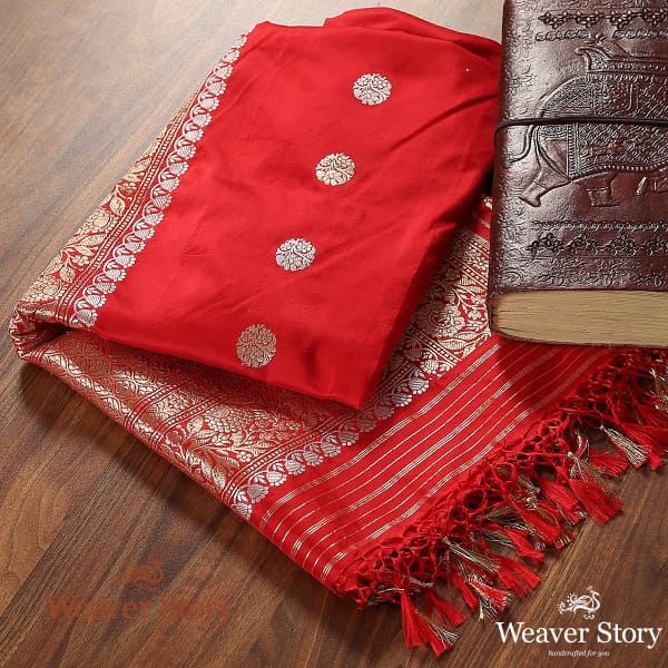 Handwoven_Red_Katan_Silk_Dupatta_with_Kadhwa_Booti_WeaverStory_01