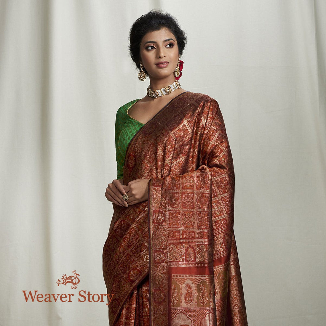 Handwoven_Rust_Banarasi_Gharchola_Saree_WeaverStory_01