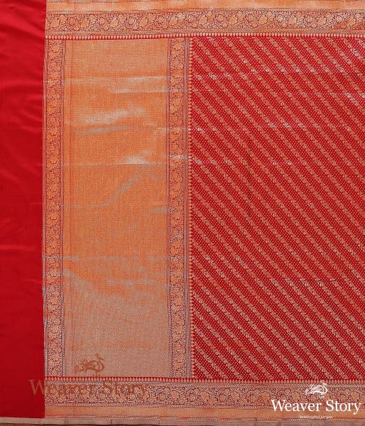 Handwoven_Red_Banarasi_Dupatta_Woven_with_Zari_WeaverStory_02