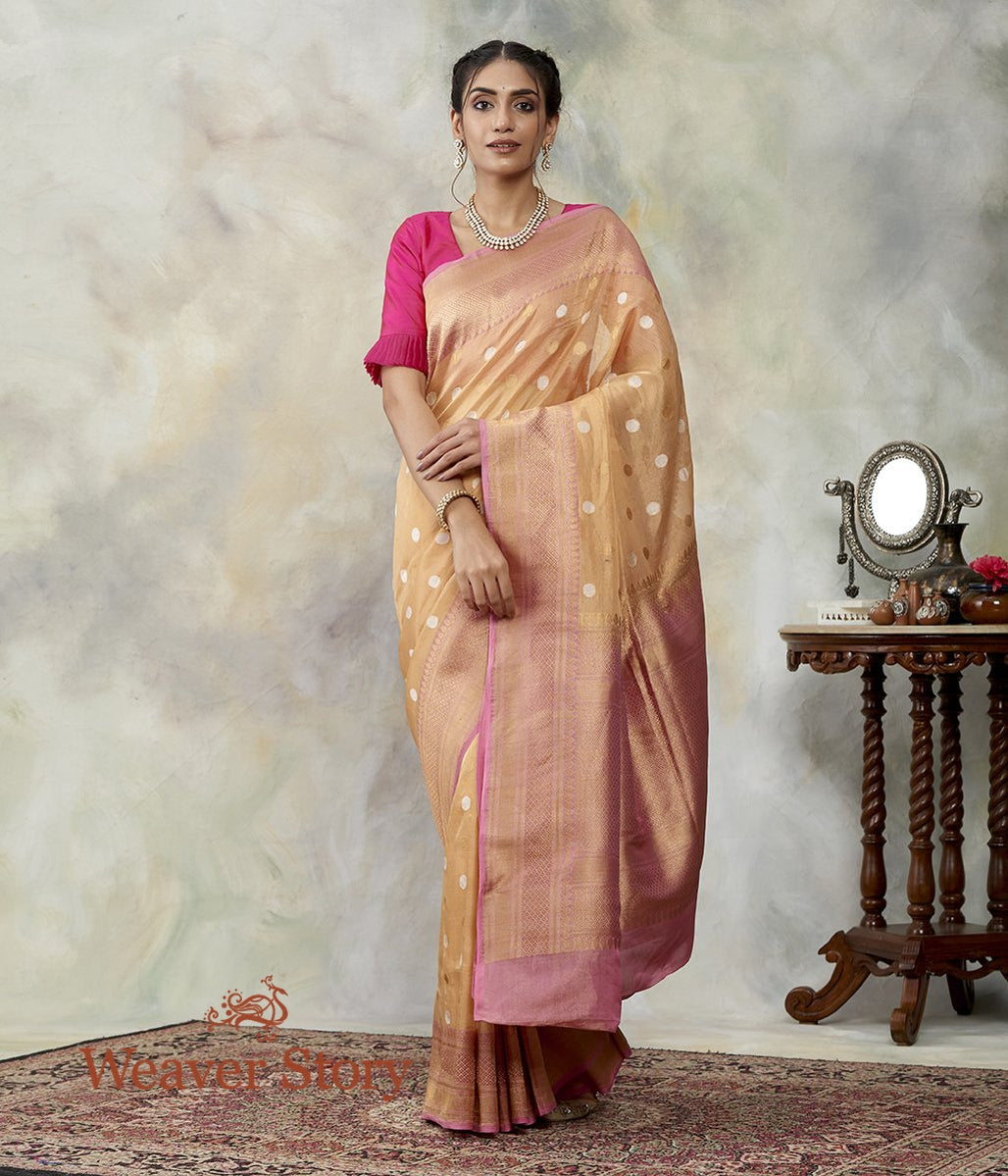 Handwoven_Peach_MulMul_Tissue_with_Pink_Kadhiyal_Border_and_Polka_Dots_WeaverStory_02