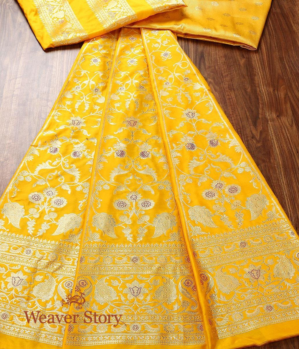 Handloom_Yellow_Banarasi_Kadhwa_Lehenga_with_Pink_Meenakari_WeaverStory_02