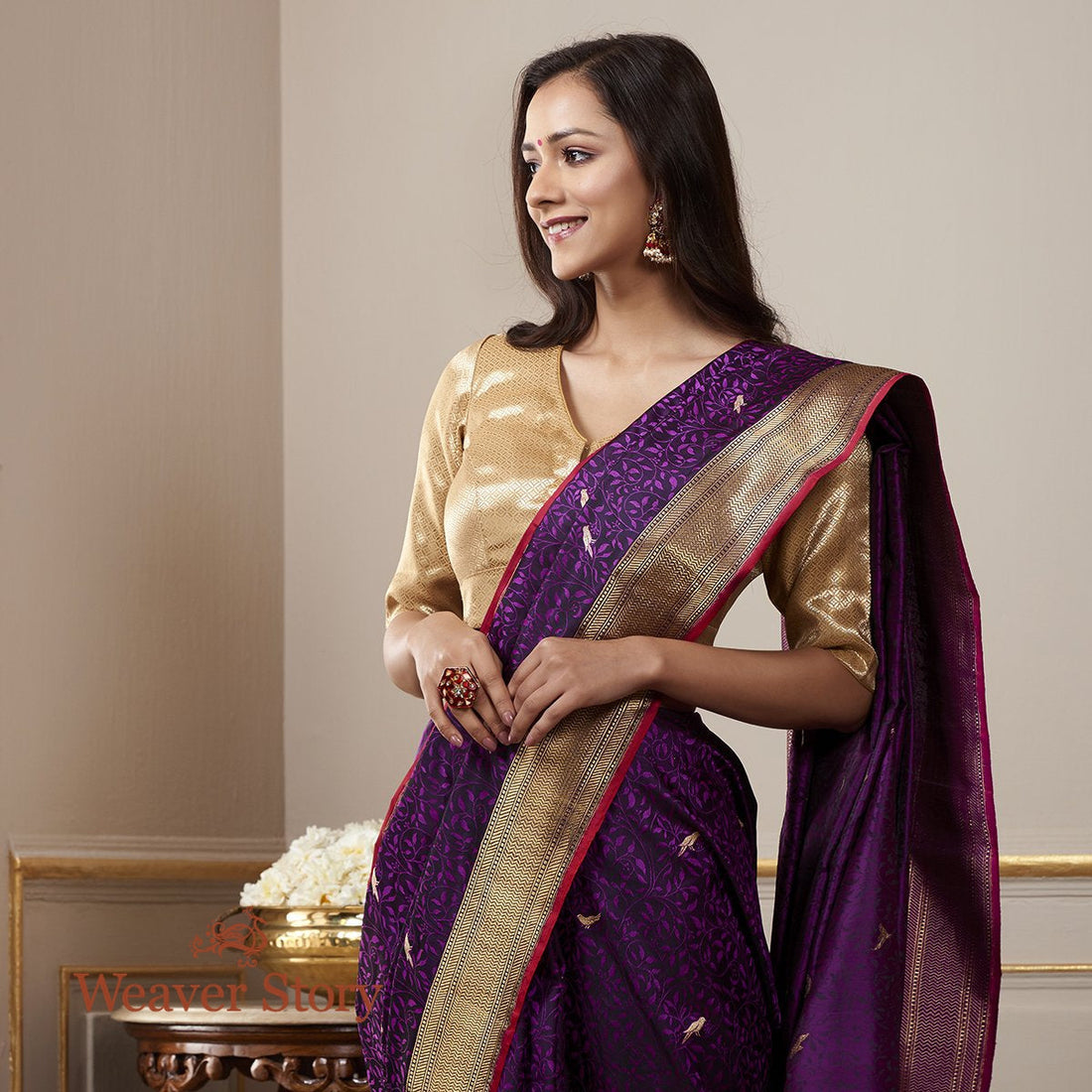 Handloom_Purple_and_Pink_Tanchoi_Saree_with_Woven_Bird_Motifs_WeaverStory_01