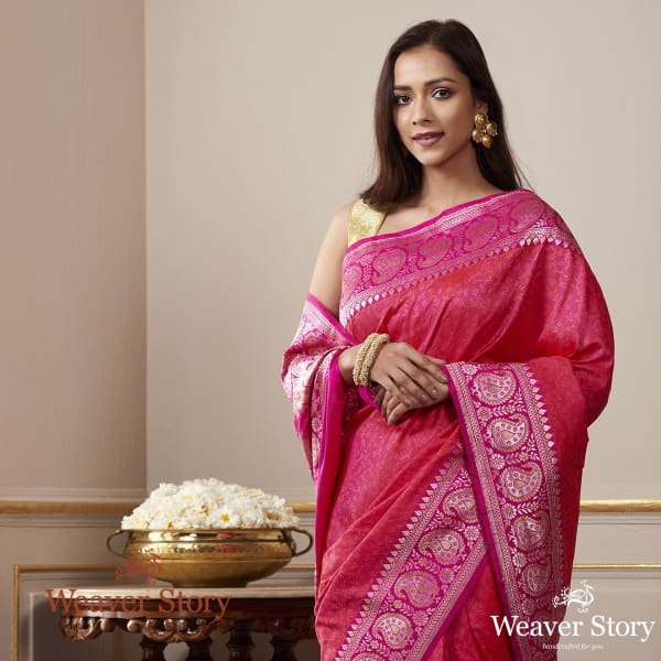 Handwoven_Pink_and_Orange_Banarasi_Tanchoi_Saree_with_Paisley_Border_WeaverStory_01