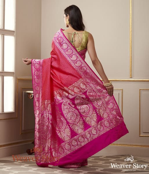 Handwoven_Pink_and_Orange_Banarasi_Tanchoi_Saree_with_Paisley_Border_WeaverStory_03