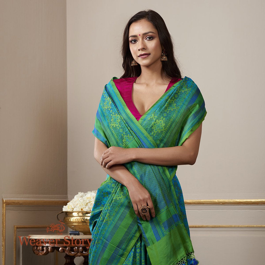 Handloom_Banarasi_Tanchoi_Saree_in_Shades_of_Green_WeaverStory_01