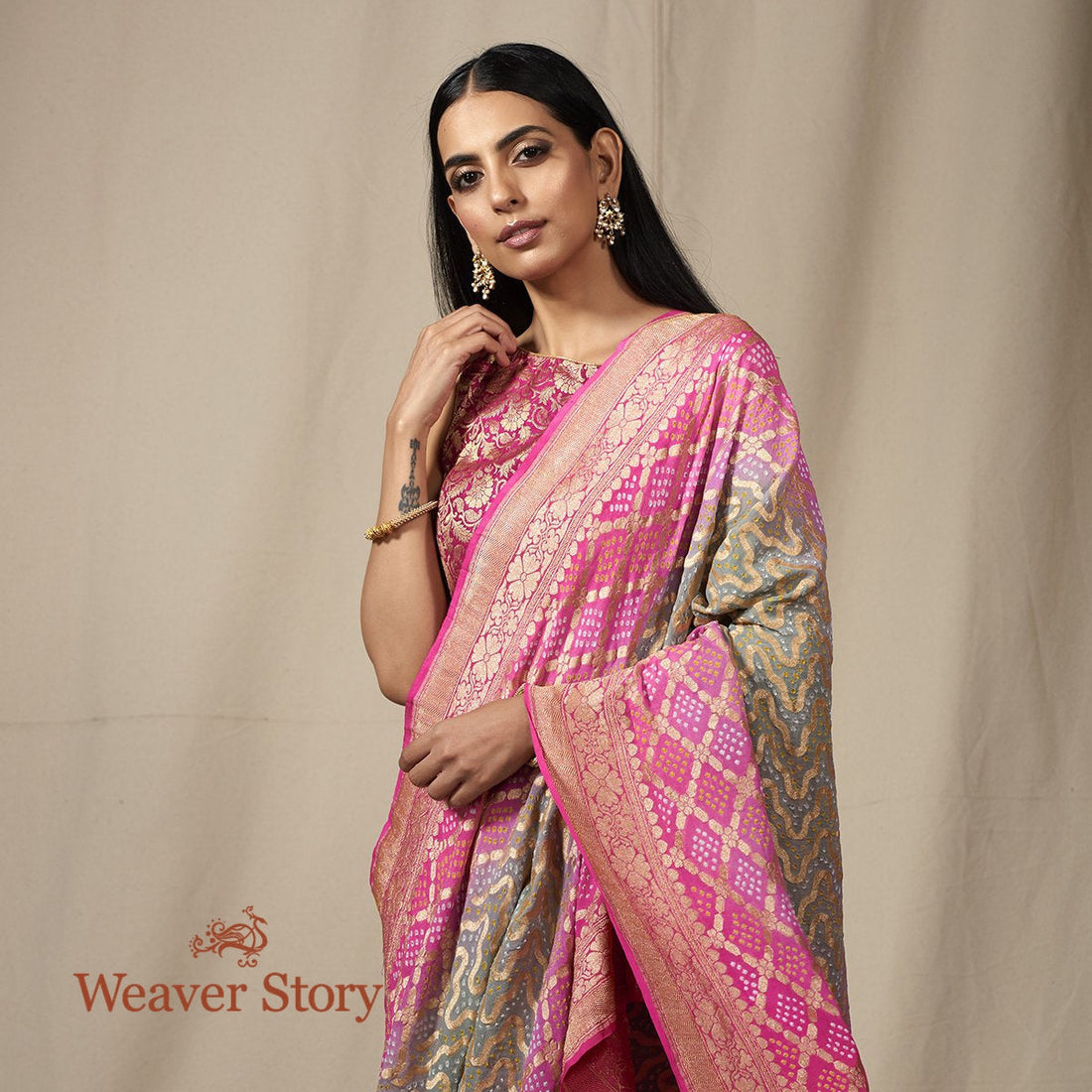Handwoven_Banarasi_Bandhej_Saree_in_Grey_and_Pink_ombre_dye_WeaverStory_01