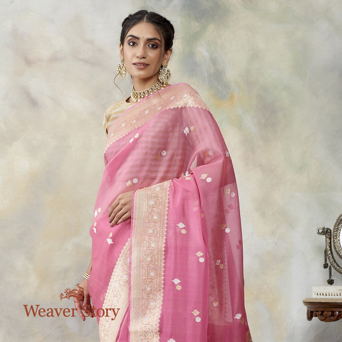 Handloom_Taffy_Pink_Kora_Silk_Banarasi_Saree_with_Gold_and_Silver_Zari_Booti_WeaverStory_01