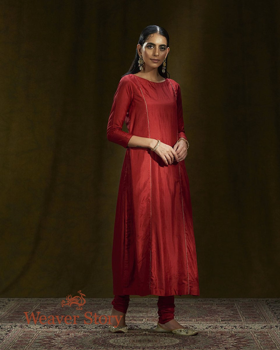 Red_Pure_Mulberry_Silk_Kurta_with_Churidar_WeaverStory_01