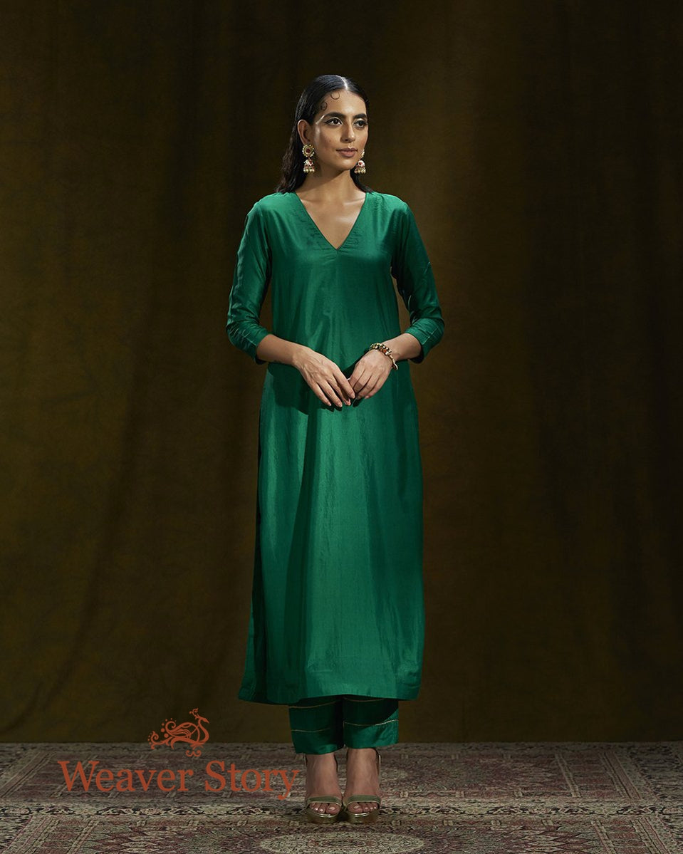 Emerald_Green_Pure_Mulberry_Silk_Suit_Set_WeaverStory_01