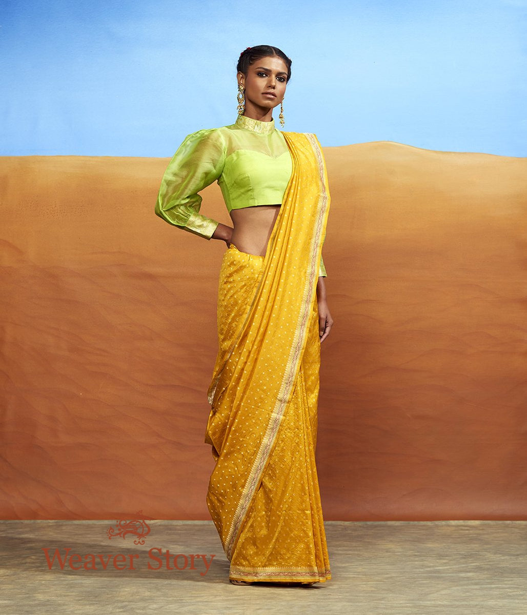 Handwoven_Mustard_Booti_Saree_with_Konia_and_Heavy_Blouse_WeaverStory_02