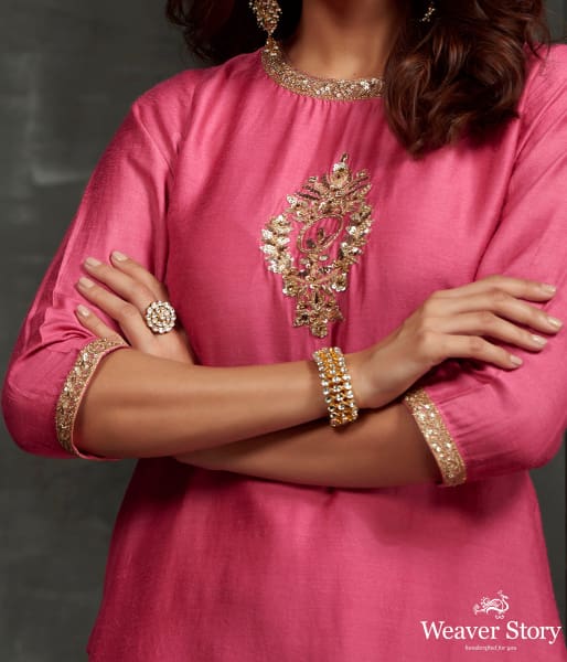 Hand_embroidered_munga_silk_kurta_with_zardozi_detailing_on_the_front_and_neck_and_sleeves_WeaverStory_02