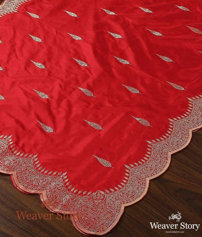 Handloom_Red_Scallop_Border_Dupatta_WeaverStory_02