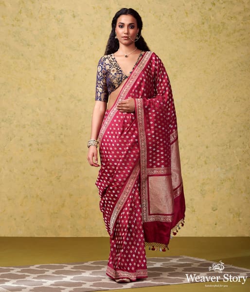 Handwoven_Berry_Pink_Kadhwa_Booti_Saree_with_a_Delicate_Beldaar_Border_WeaverStory_02