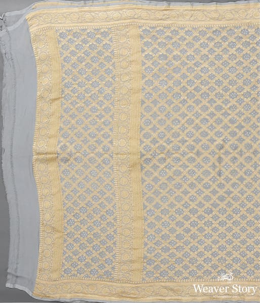 Handwoven_Grey_Banarasi_Bandhej_Dupatta_WeaverStory_02