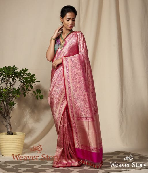 Handwoven_Pink_Banarasi_Shikargah_woven_in_Kimkhab_Weave_WeaverStory_02