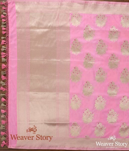 Handwoven_Light_Pink_Katan_Silk_Dupatta_WeaverStory_02