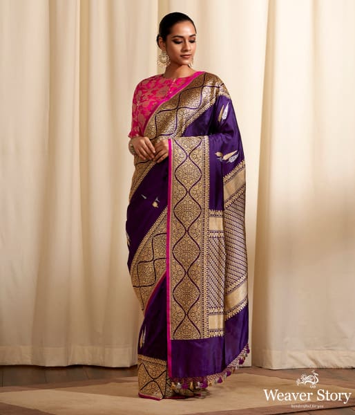 Handwoven_Purple_Kadhwa_Twin_Leaf_Motif_Saree_with_Wave_Border_WeaverStory_02