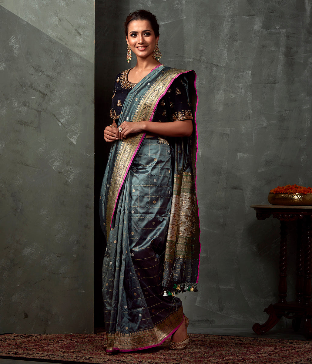 Handwoven_Grey_Checks_Saree_with_Small_Floral_Booti_WeaverStory_02