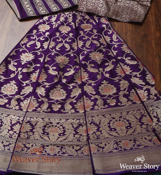 Handloom_Purple_Kadhwa_Meenakari_Banarasi_Lehenga_WeaverStory_02