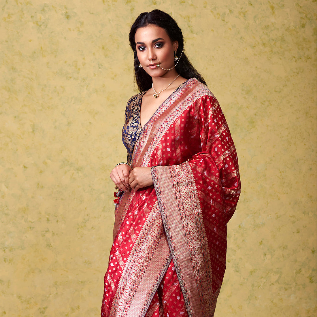 Handwoven_Red_Nilambari_Saree_with_Kadhwa_Border_and_Pallu_WeaverStory_01