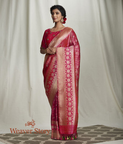 Handwoven_Pink_Banarasi_Kimkhab_Saree_with_Diagonal_Bel_WeaverStory_02