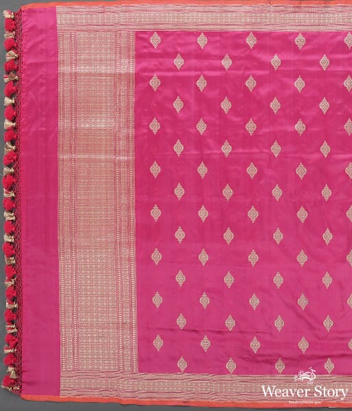 Handwoven_Pink_Banarasi_Kadhwa_Booti_Dupatta_WeaverStory_02