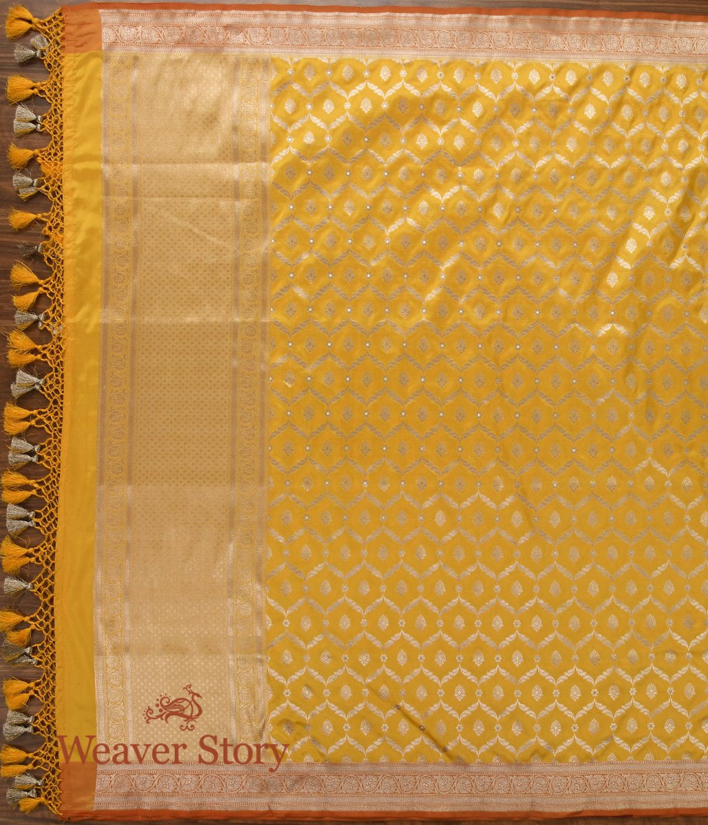 Handloom_Yellow_Cutwork_Jangla_Dupatta_WeaverStory_02