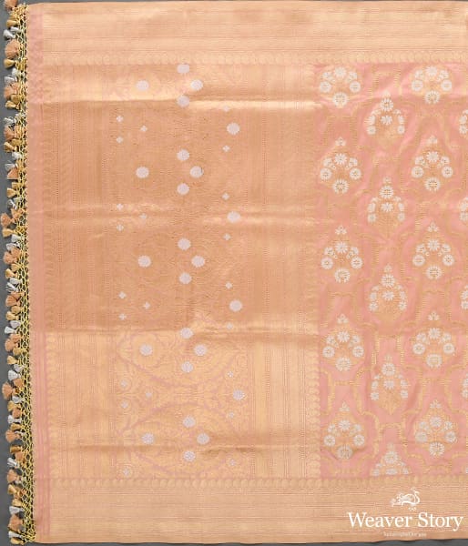 Handwoven_Light_Peach_Kadhwa_Jangla_Dupatta_WeaverStory_02