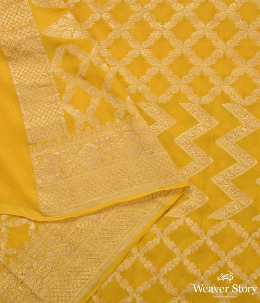 Handwoven_Yellow_and_Pink_Ombre_Dyed_Dupatta_WeaverStory_02