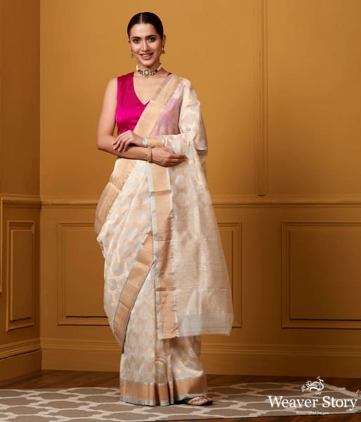 Handwoven_White_Mercerised_Jangla_Saree_WeaverStory_02