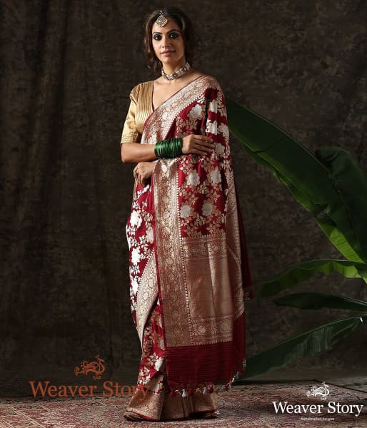 Handwoven_Maroon_Angoor_Jaal_with_Sona_Rupa_Zari_WeaverStory_02