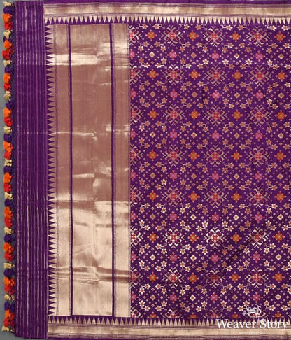 Handwoven_Purple_Patola_Dupatta_WeaverStory_02