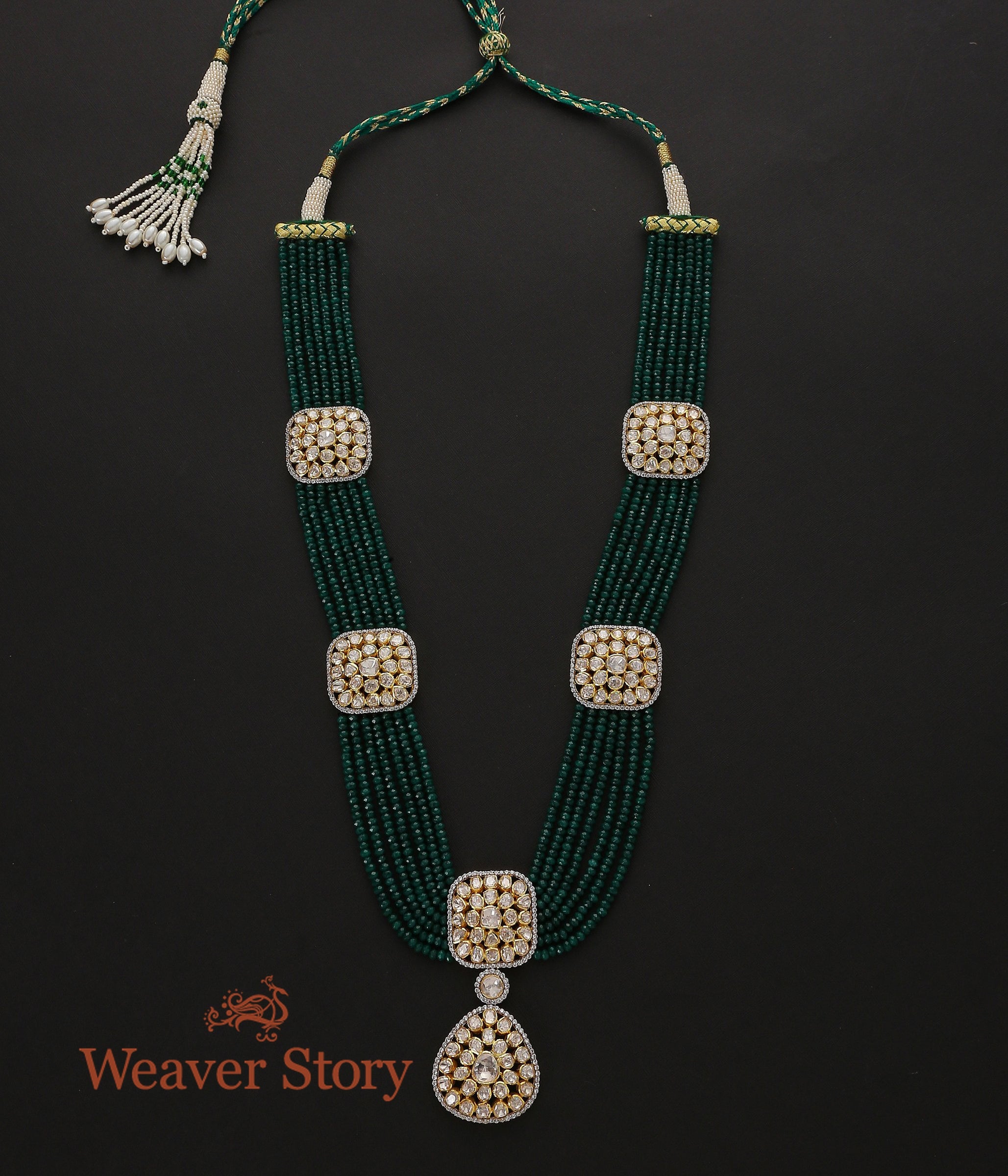Naisha_Necklace_with_Moissanite_Polki_Crafted_in_Pure_Silver_WeaverStory_02