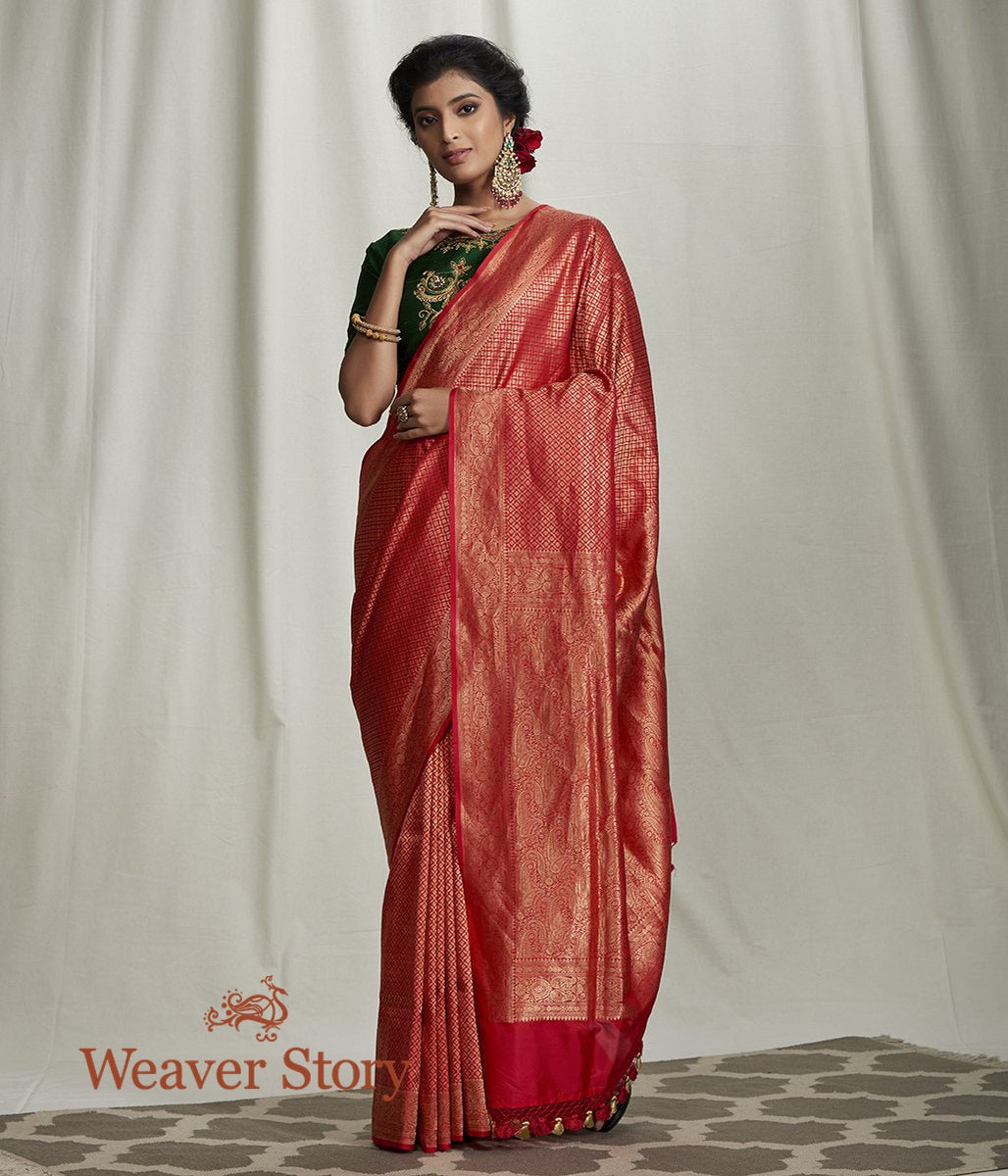 Handwoven_Red_Zari_Tanchoi_Saree_with_Small_Booti_WeaverStory_02