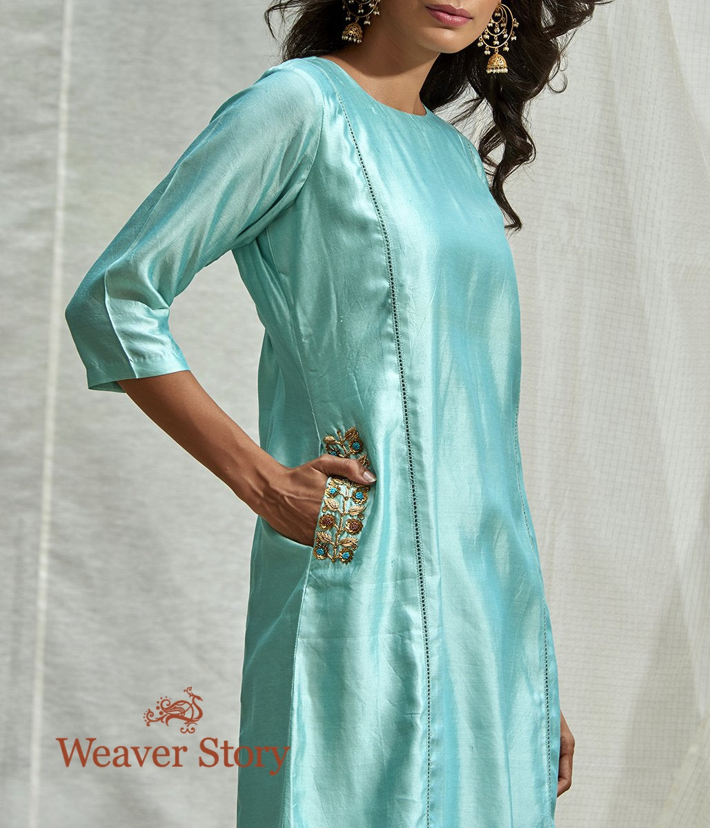 Handwoven_Aqua_Blue_Tunic_and_Pants_Set_with_Pocket_Embroidery_WeaverStory_02