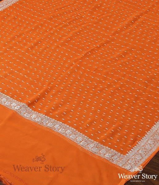 Handwoven_Orange_Georgette_Dupatta_with_Silver_Zari_WeaverStory_03