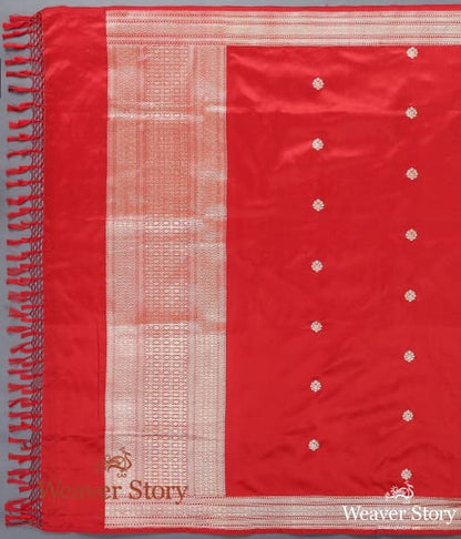 Handwoven_Red_Katan_Silk_Kadhwa_Booti_Dupatta_WeaverStory_02