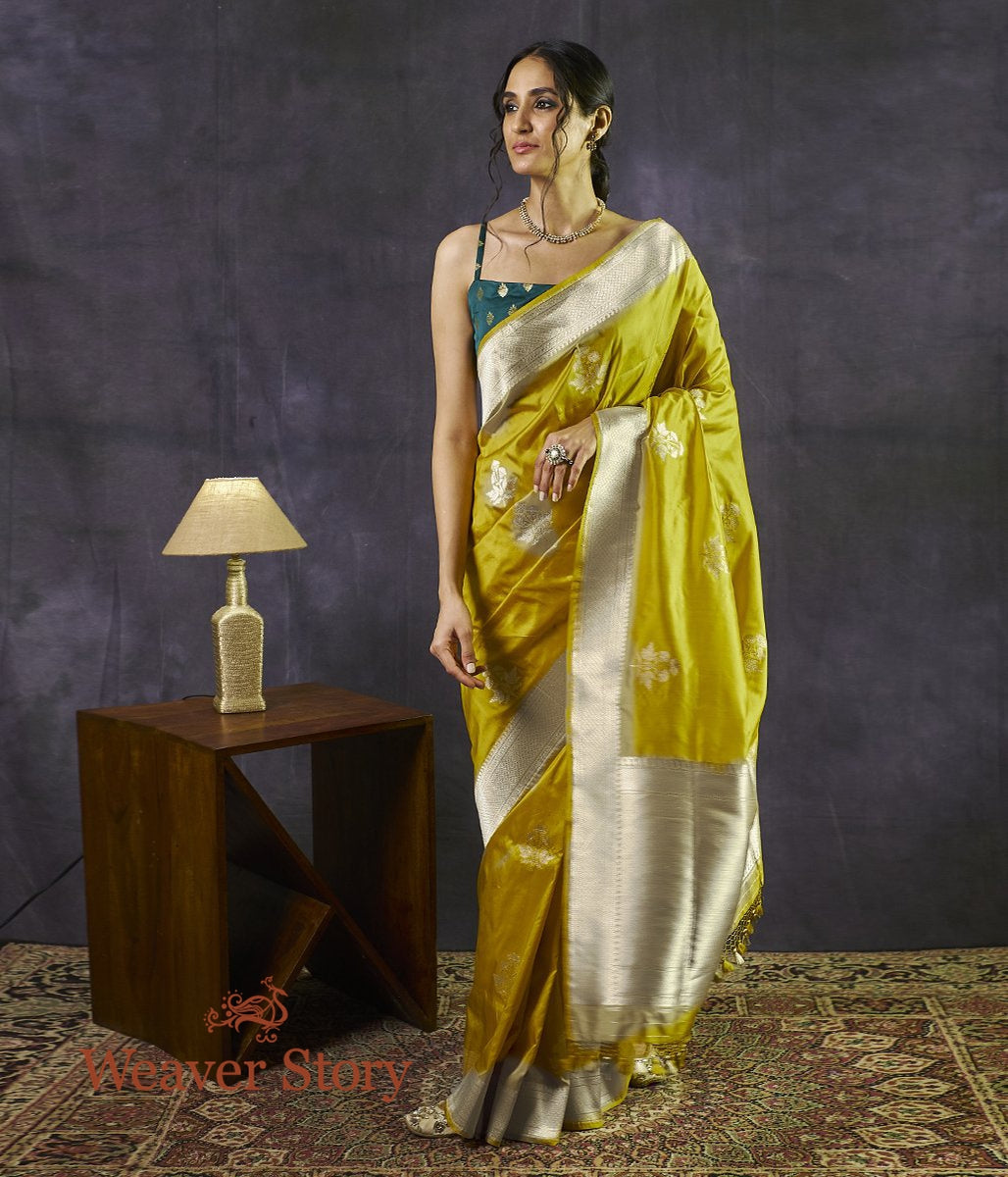 Handwoven_Mustard_Yellow_Kadhwa_Weave_Saree_with_Floral_Booti_WeaverStory_02