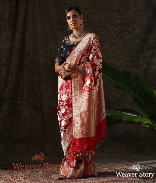 Handloom_Maroon_Angoor_Jaal_with_Sona_Rupa_Zari_WeaverStory_02