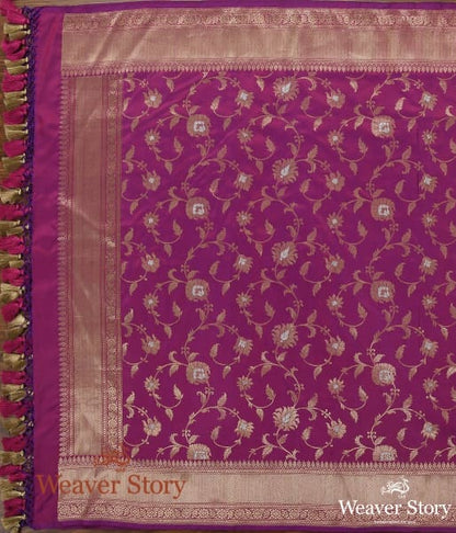 Handwoven_Plum_Color_Kadhwa_Jangla_Dupatta_WeaverStory_02