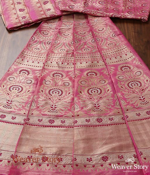 Handloom_Pink_Tissue_Kadhwa_Kalidar_Banarasi_Lehenga_WeaverStory_02