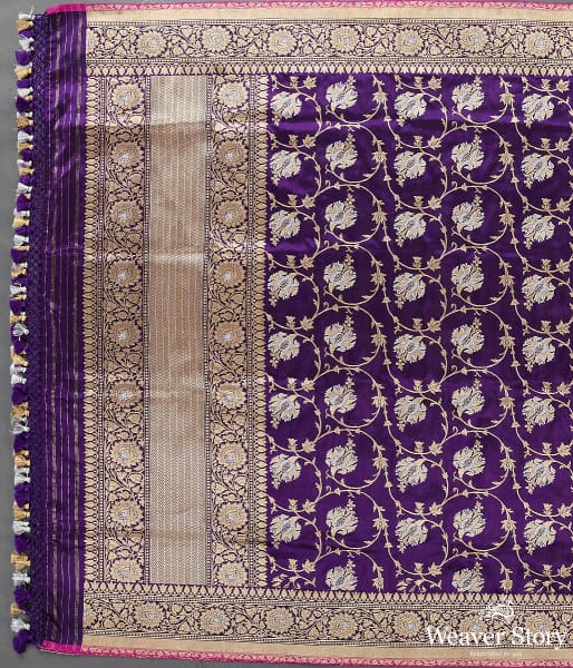 Handwoven_Purple_Kadhwa_Jangla_Dupatta_with_Sona_Rupa_Zari_WeaverStory_02